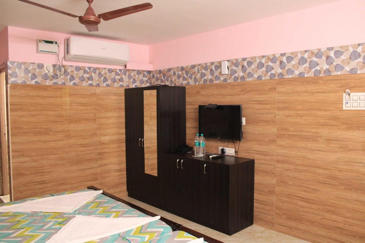 Hotel Adhi Residency - Cleanliness & Friendliness Room Vl Vardharaja Temple Kancheepuram Exteriör bild